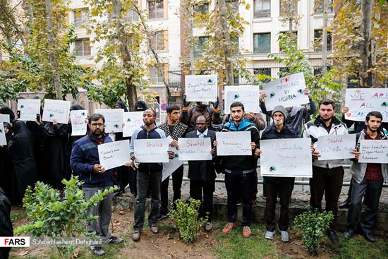 دست نوشت دانشجویان در جمع امروز مقابل سازمان ملل